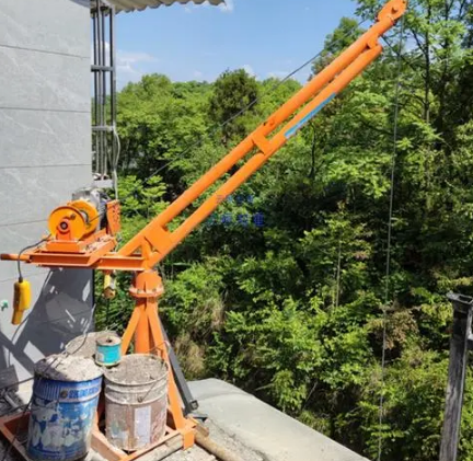 低層樓房運料離不開室外吊運機(jī)